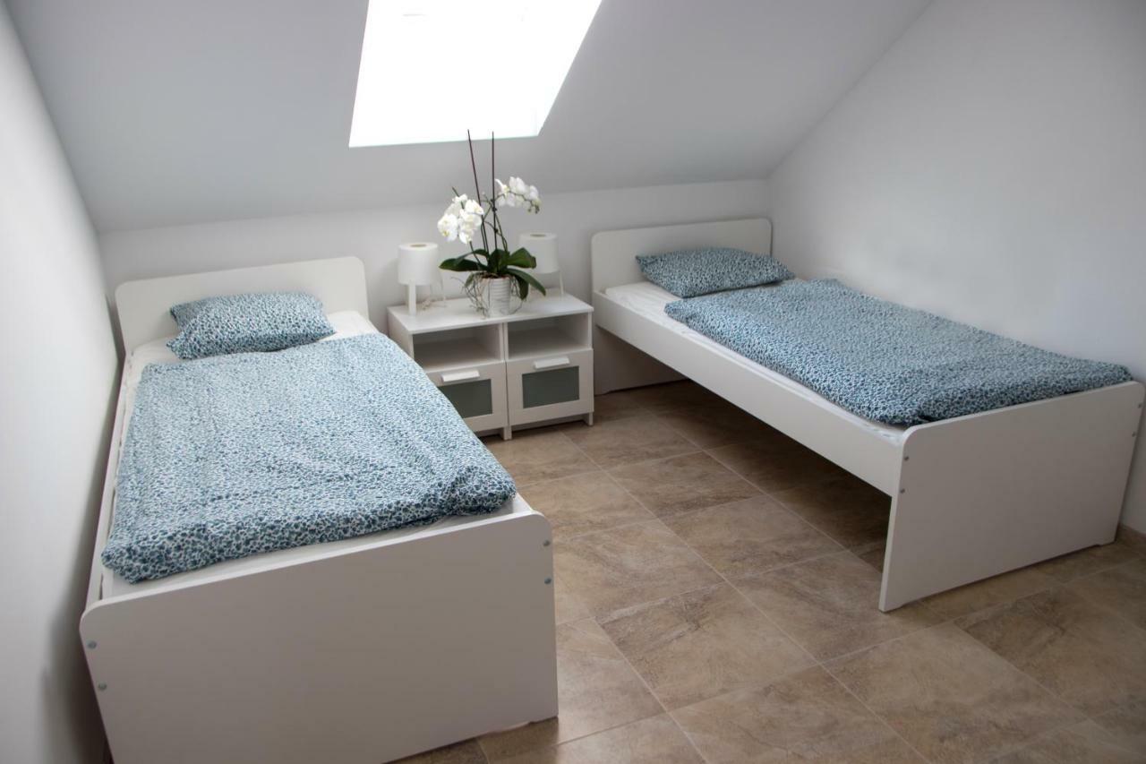 Apartman U Fuxu Zleby Buitenkant foto