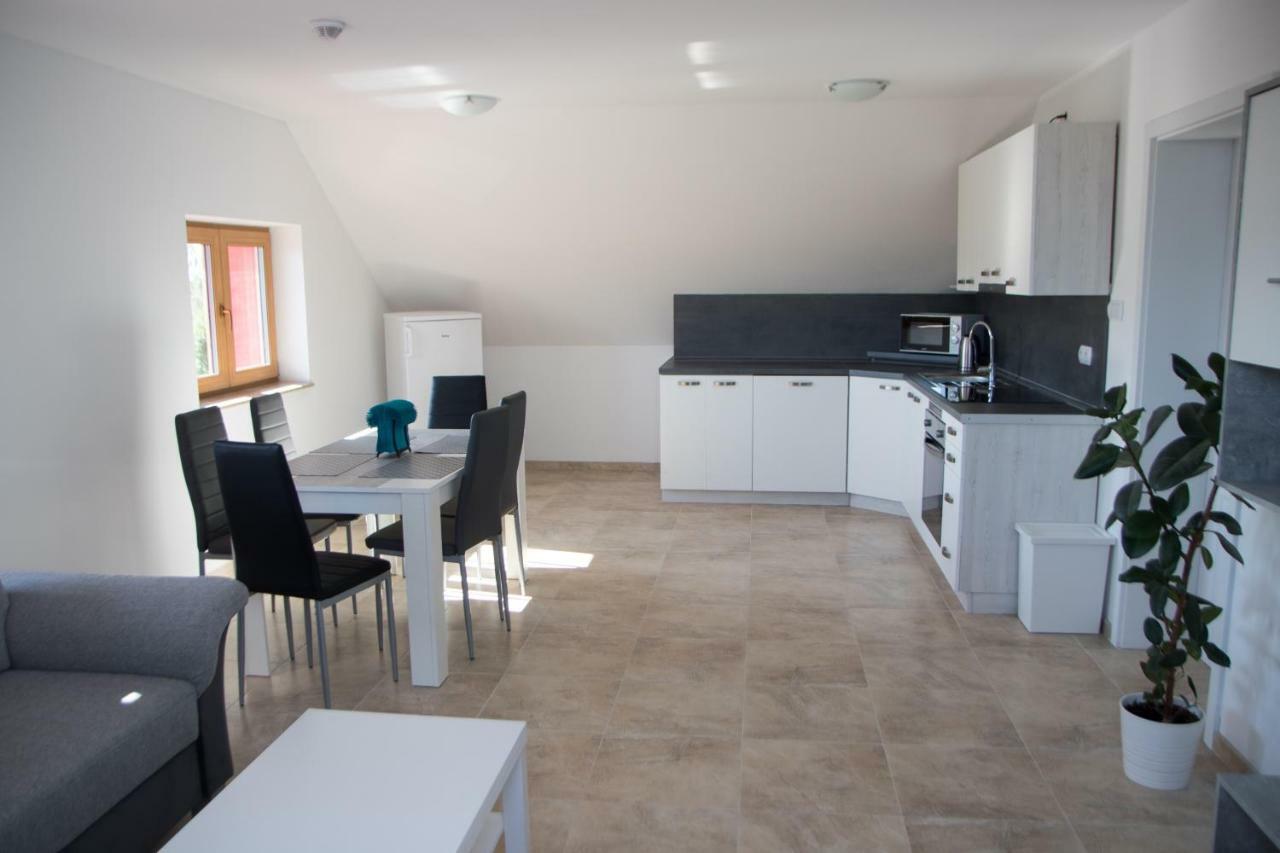 Apartman U Fuxu Zleby Buitenkant foto